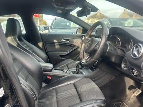 Mercedes-Benz CLA Class CLA 180 SPORT 12