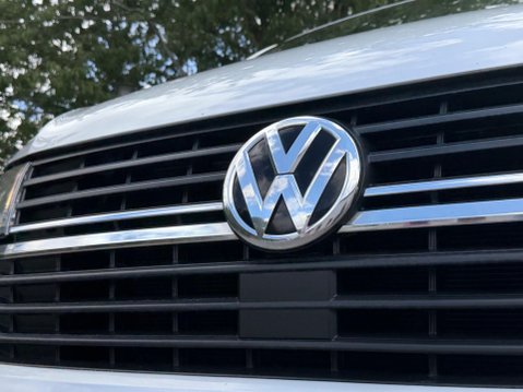 Volkswagen Transporter T28 TDI P/V HIGHLINE 11