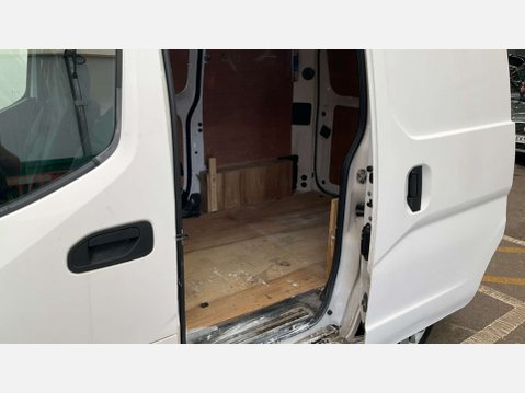 Nissan NV200 1.5 dCi Acenta Panel Van 6dr Diesel Manual SWB Euro 5 (AC) (90 ps) 5
