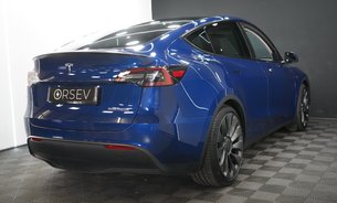 Tesla Model Y PERFORMANCE AWD Full Self Driving AutoPark & Summon GROK AI One Owner VAT Q 7