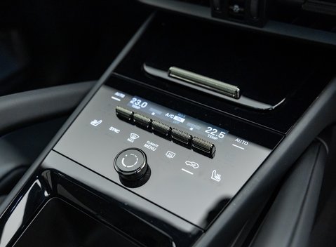 Porsche Cayenne TURBO E-HYBRID 24