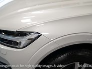 Volvo XC60 2.0 XC60 Momentum B4 MHEV AWD Auto 4WD 5dr 32