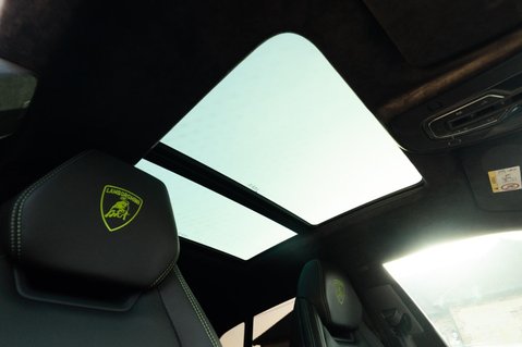 Lamborghini Urus 4.0 V8 BiTurbo Auto 4WD Euro 6 5dr 40