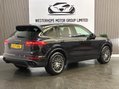 Porsche Cayenne 3.0 TD V6 Platinum Edition TiptronicS 4WD Euro 6 (s/s) 5dr 25