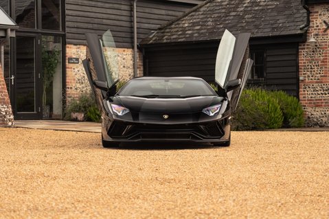 Lamborghini Aventador 6.5 V12 LP 740-4 S ISR 4WD Euro 6 2dr 3