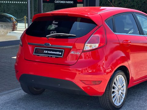 Ford Fiesta 1.6 Fiesta Titanium Auto 5dr 10