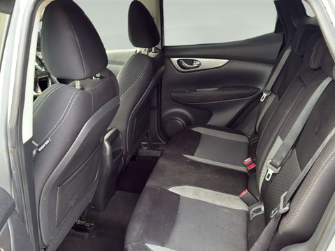 Nissan Qashqai 1.5 Qashqai N-Connecta dCi 5dr *NATIONAL DELIVERY* 13