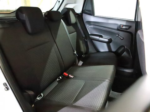 Suzuki Swift 1.0 Boosterjet SZ-T 5dr 32