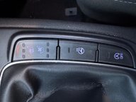 Hyundai KONA PREMIUM SE 9