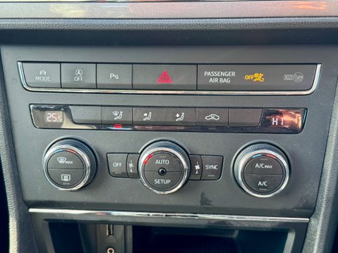 SEAT Leon ECOTSI FR TECHNOLOGY DSG 35