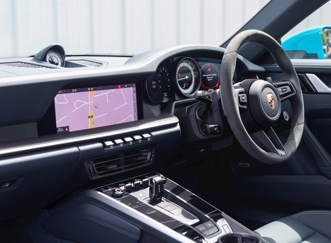 Porsche 911 (992) Carrera S 17