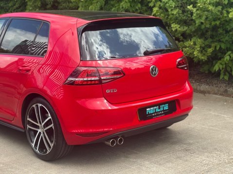 Volkswagen Golf 2.0 TDI BlueMotion Tech GTD Euro 6 (s/s) 5dr 28