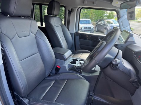 Ineos Grenadier FIELDMASTER EDITION 23