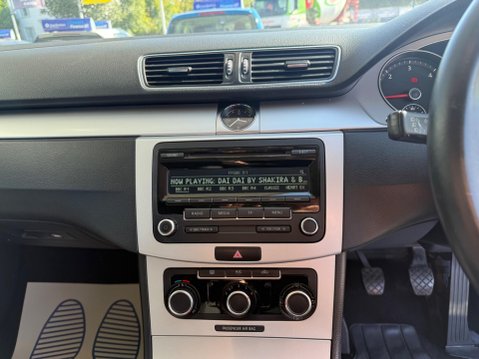 Volkswagen Passat 2.0 TDI BlueMotion Tech R-Line Euro 5 (s/s) 4dr 20