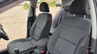 Volkswagen Golf 1.6 TDI BlueMotion Tech SE Hatchback 5dr Diesel DSG Euro 5 (s/s) (105 ps) 41