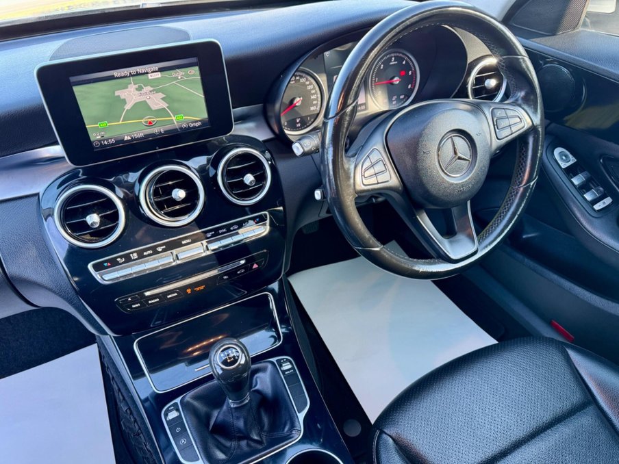 2015 Mercedes-Benz C Class — image 13