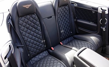 Bentley Continental GT GTC V8 S Mulliner 9