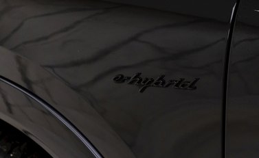 Porsche Cayenne Turbo S E-Hybrid Coupe 29