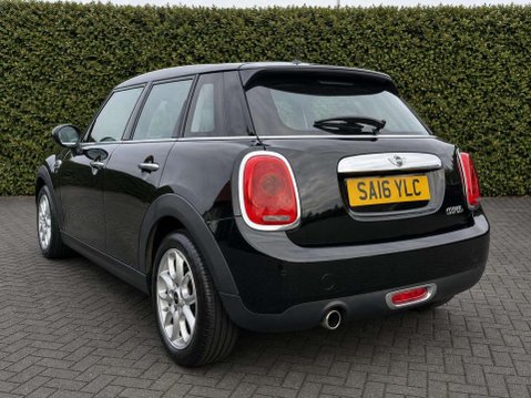 Mini Hatch 1.5 Cooper Hatchback 5dr Petrol Manual Euro 6 (s/s) (136 ps) 5