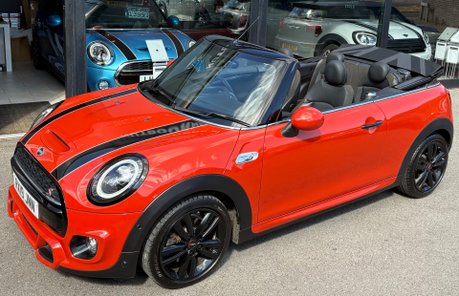 Mini Convertible Cooper S 2.0 Petrol Manual Sport Navigation Comfort Plus - SOLARIS ORANGE 10