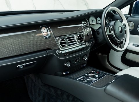 Rolls-Royce Wraith Black Badge 19