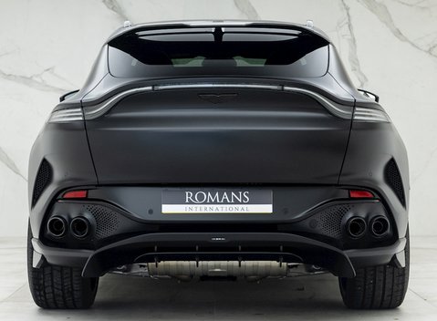 Aston Martin DBX 707 5