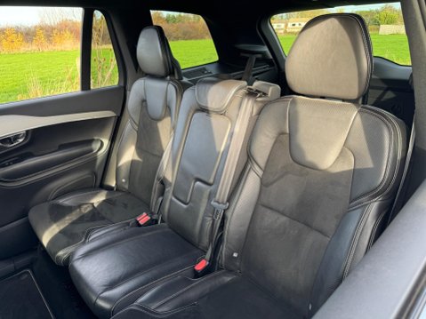 Volvo XC90 2.0 D5 PowerPulse R-Design Auto 4WD Euro 6 (s/s) 5dr 46