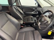 Vauxhall Zafira 1.4 Zafira Tourer SRi T 5dr 36