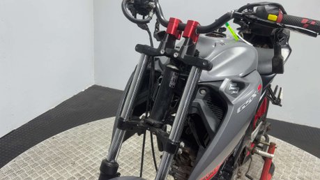 Suzuki GSX-S GSXS 125 2020 SPORT BIKE 125CC PROJECT BIKE PARTS BIKE 30