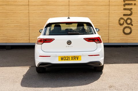 Volkswagen Golf LIFE TSI 6