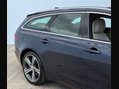 Jaguar XF 2.0 XF Portfolio D AWD Auto 4WD 5dr 9