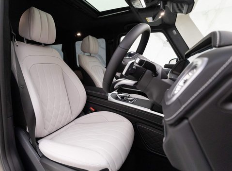 Mercedes-Benz G Series G 400 D 4MATIC AMG LINE PREMIUM PLUS 6