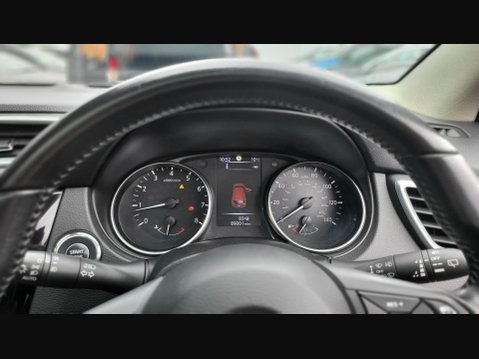 Nissan Qashqai N-CONNECTA DIG-T 27