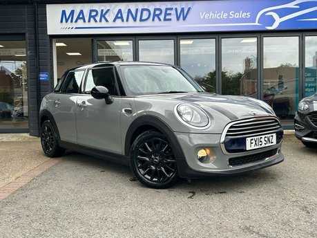 Mini Hatch COOPER