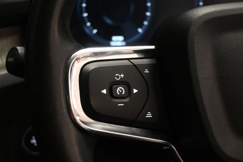 Volvo XC40 1.5 XC40 Inscription Pro T3 Auto 5dr 33
