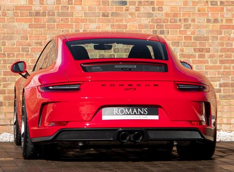 Porsche 911 GT3 Touring 3