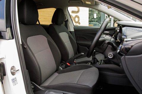 Skoda Fabia COLOUR EDITION MPI 32