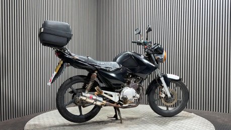 Yamaha YBR 125 2012 PROJECT LEARNER BIKE SPARES OR REPAIR 125CC 3