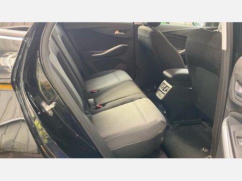 Vauxhall Grandland X 1.2 Turbo SE Euro 6 (s/s) 5dr 9
