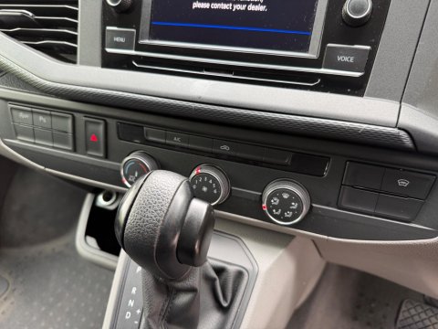 Volkswagen Transporter T28 TDI P/V HIGHLINE 33