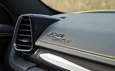 Ferrari 458 Spider 19