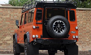 Land Rover 110 Adventure 18
