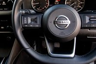 Nissan Qashqai DIG-T N-CONNECTA MHEV 18