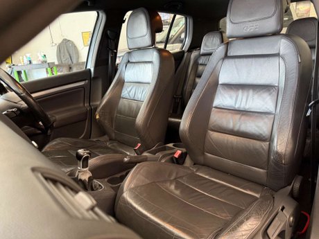 Volkswagen Golf 2.0 TFSI GTI Hatchback 5dr Petrol Manual (189 g/km, 198 bhp) 36