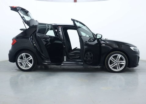 Audi A1 1.5 TFSI 35 S line Sportback 5dr Petrol S Tronic Euro 6 (s/s) (150 ps) 57
