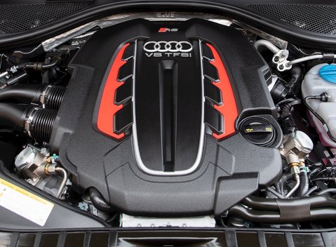 Audi RS6 Avant Performance 30