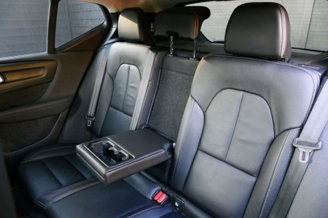 Volvo XC40 2.0 XC40 Inscription Pro B4 MHEV Auto 5dr 26