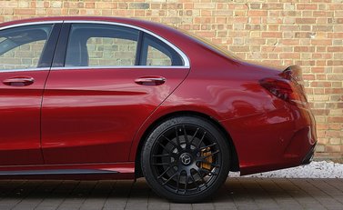 Mercedes-Benz C63 C63 S Saloon 24