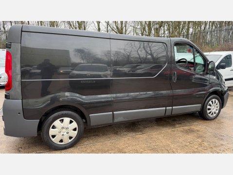 Renault Trafic 2.0 TD dCi LL29 Extra L3 H1 4dr 10