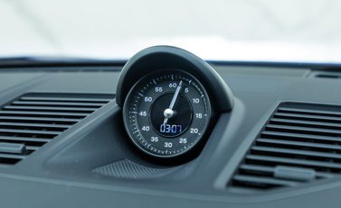 Porsche 911 Carrera S (992) 21